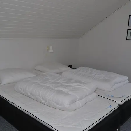 Apartament Auti - 2-3km From The Sea By Interhome